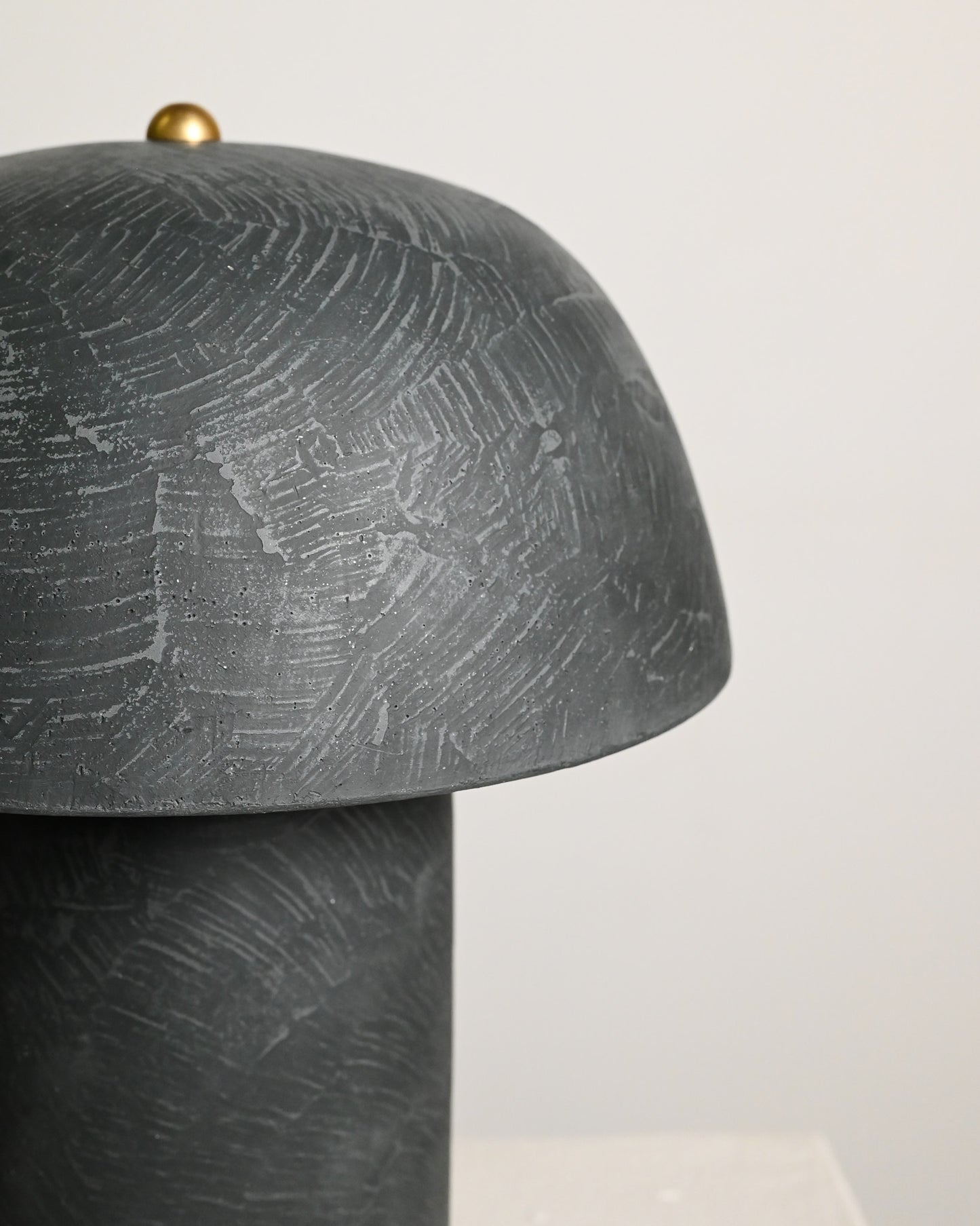 Tera Lamp in Deep Green Lime Plaster - M (Second)