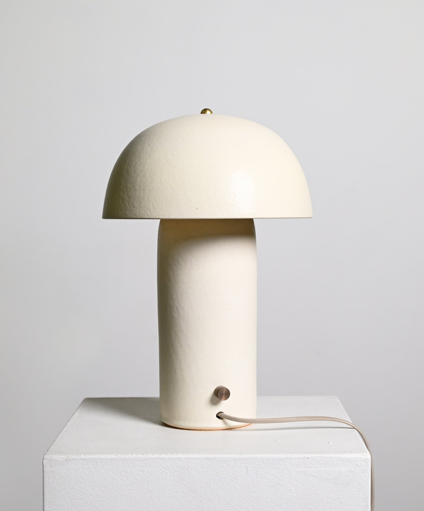 Tera Lamp in Glazed Ivory - Large