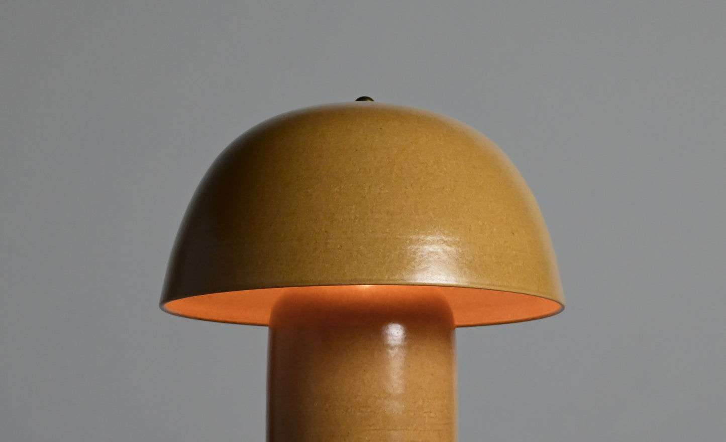 Tera Lamp in Glazed Ochre - L