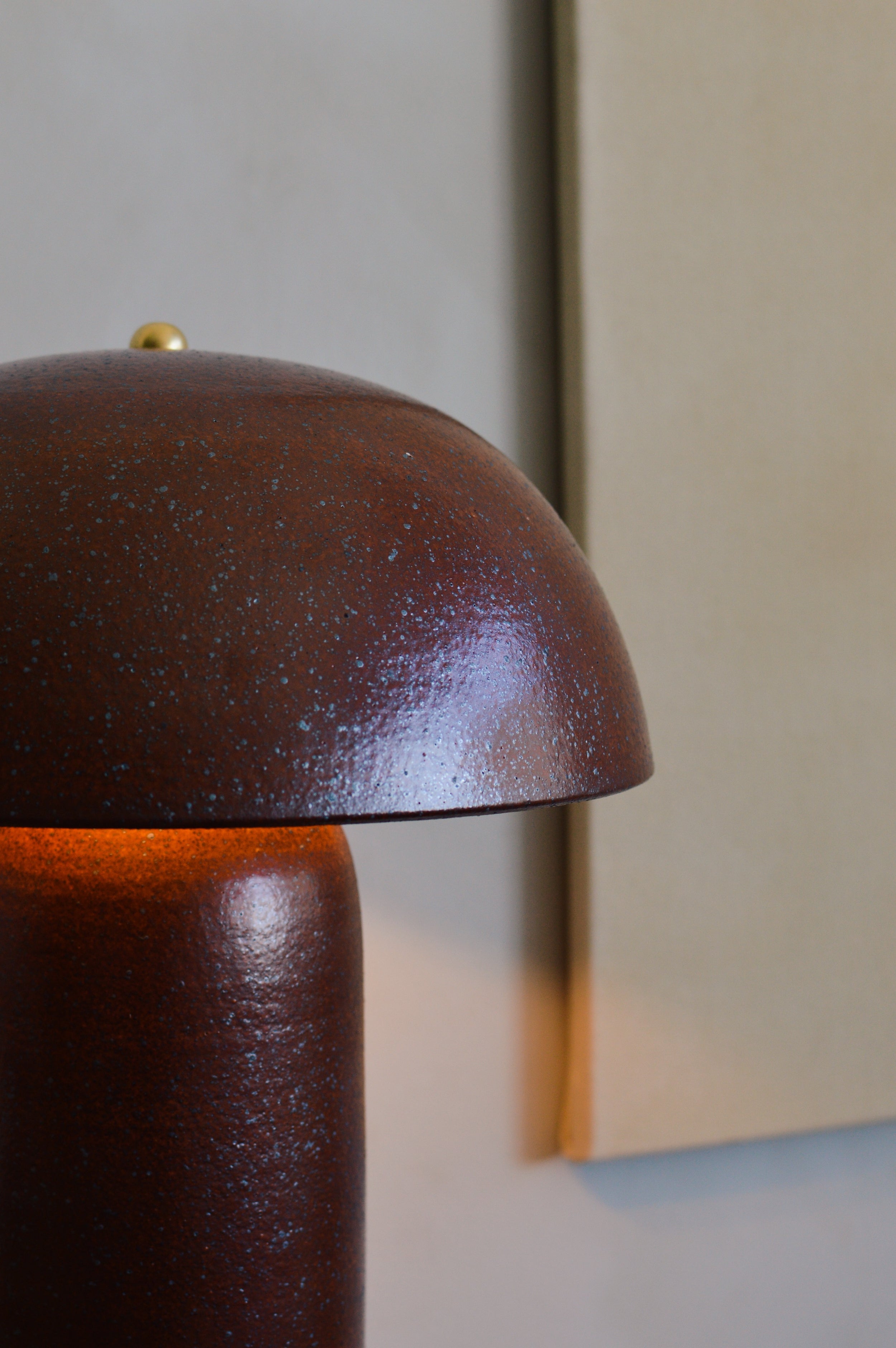 Ceramicah Shino Tera Lamp detail