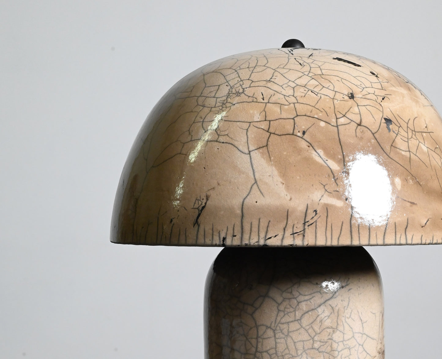 Tera Lamp in White Crackle Raku 3 - M