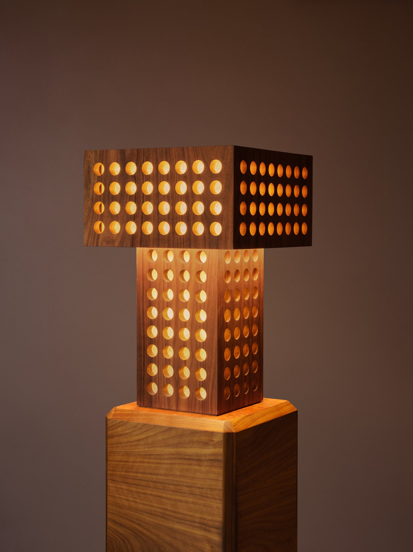 Cuadra Table Lamp