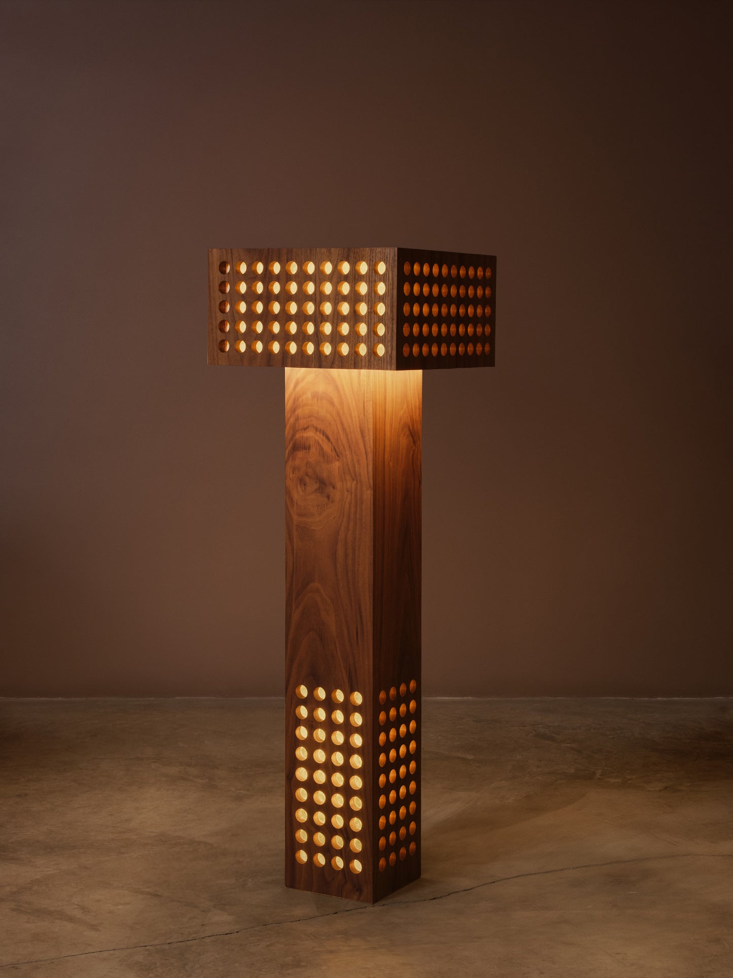 Cuadra Floor Lamp